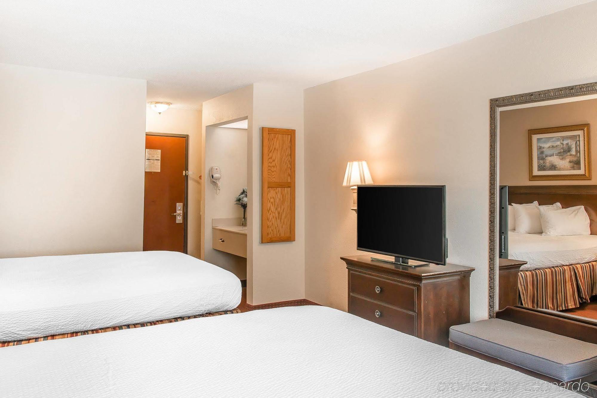 Motel 6 Elkhart, In エクステリア 写真