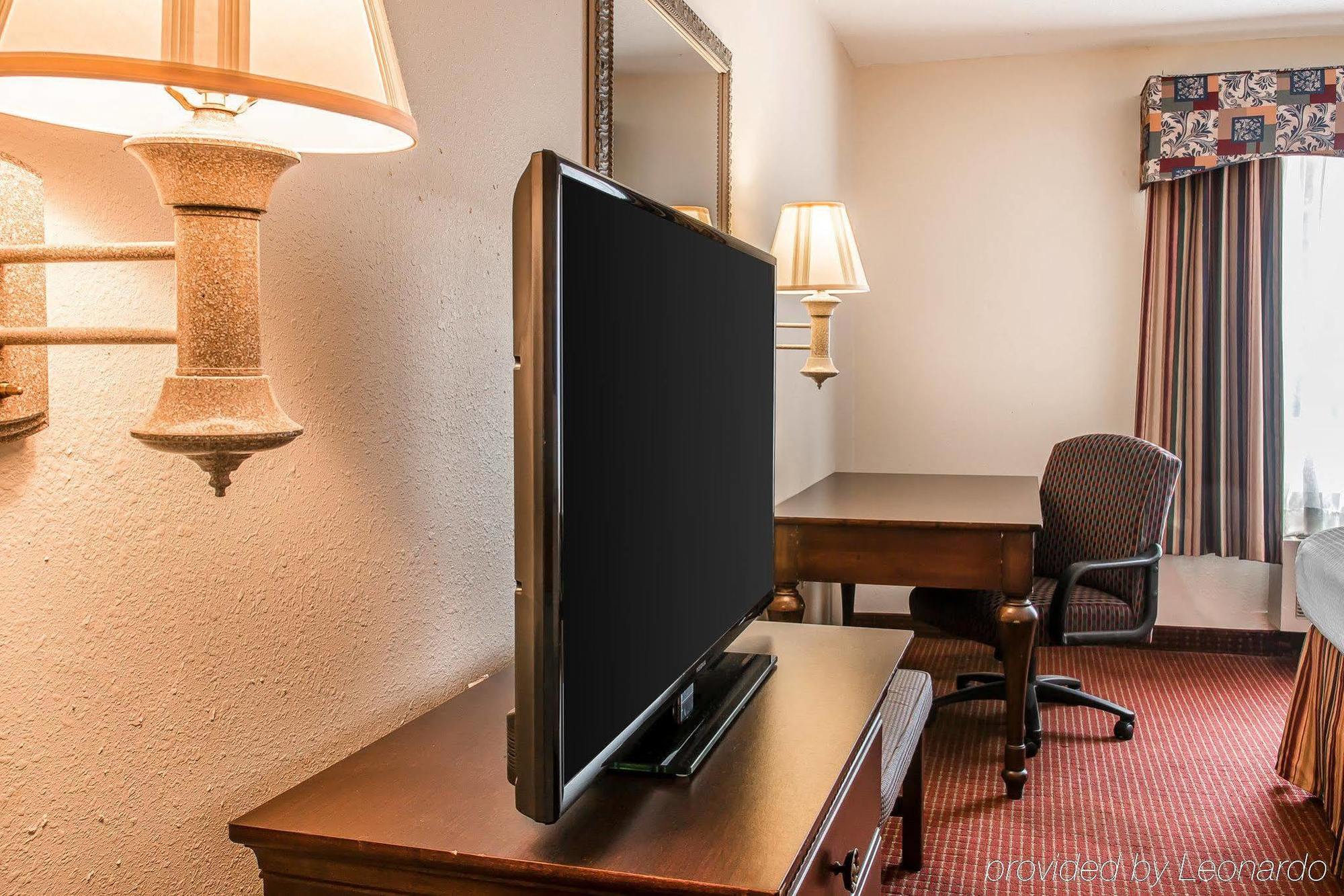 Motel 6 Elkhart, In エクステリア 写真