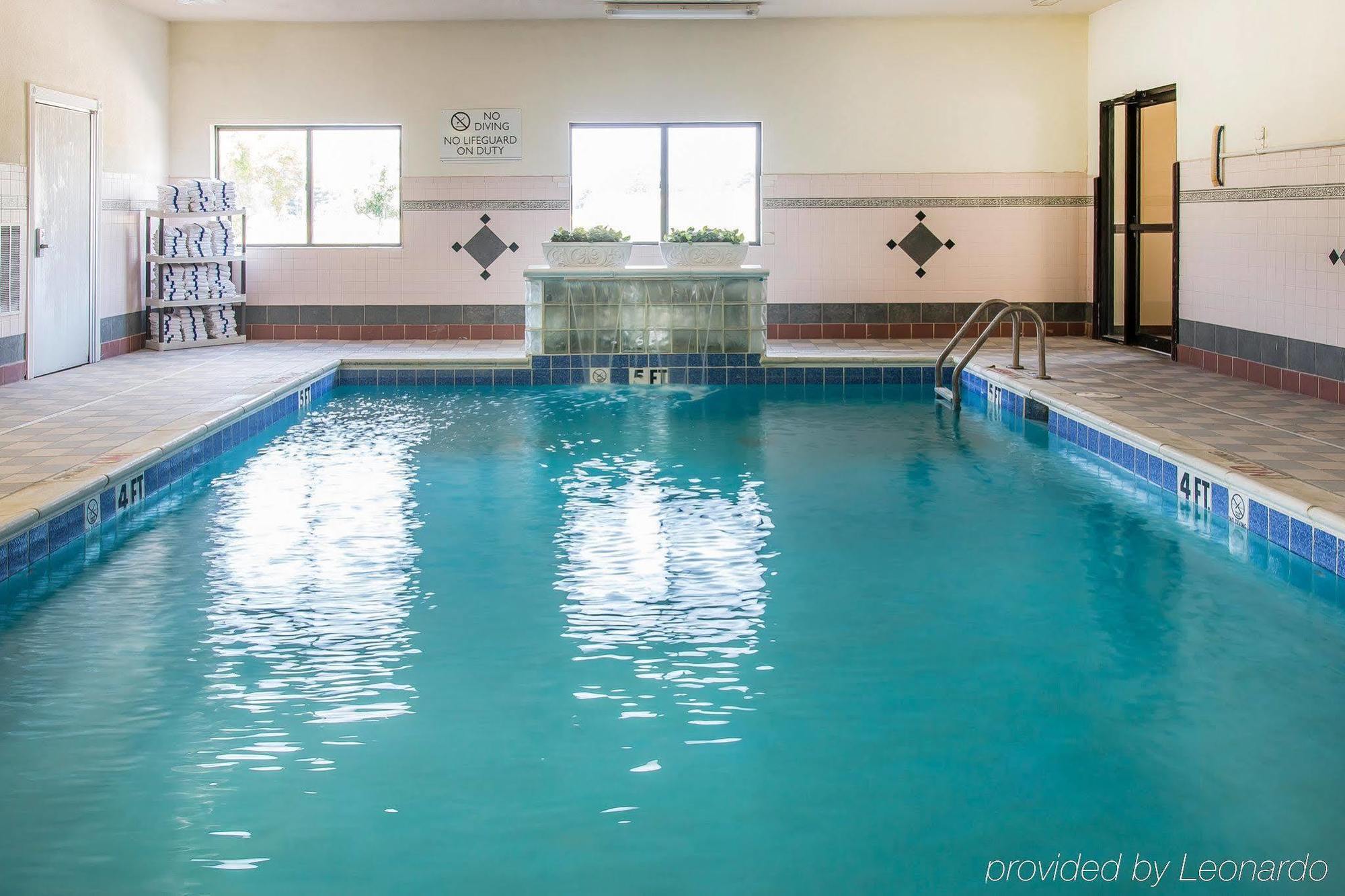 Motel 6 Elkhart, In エクステリア 写真