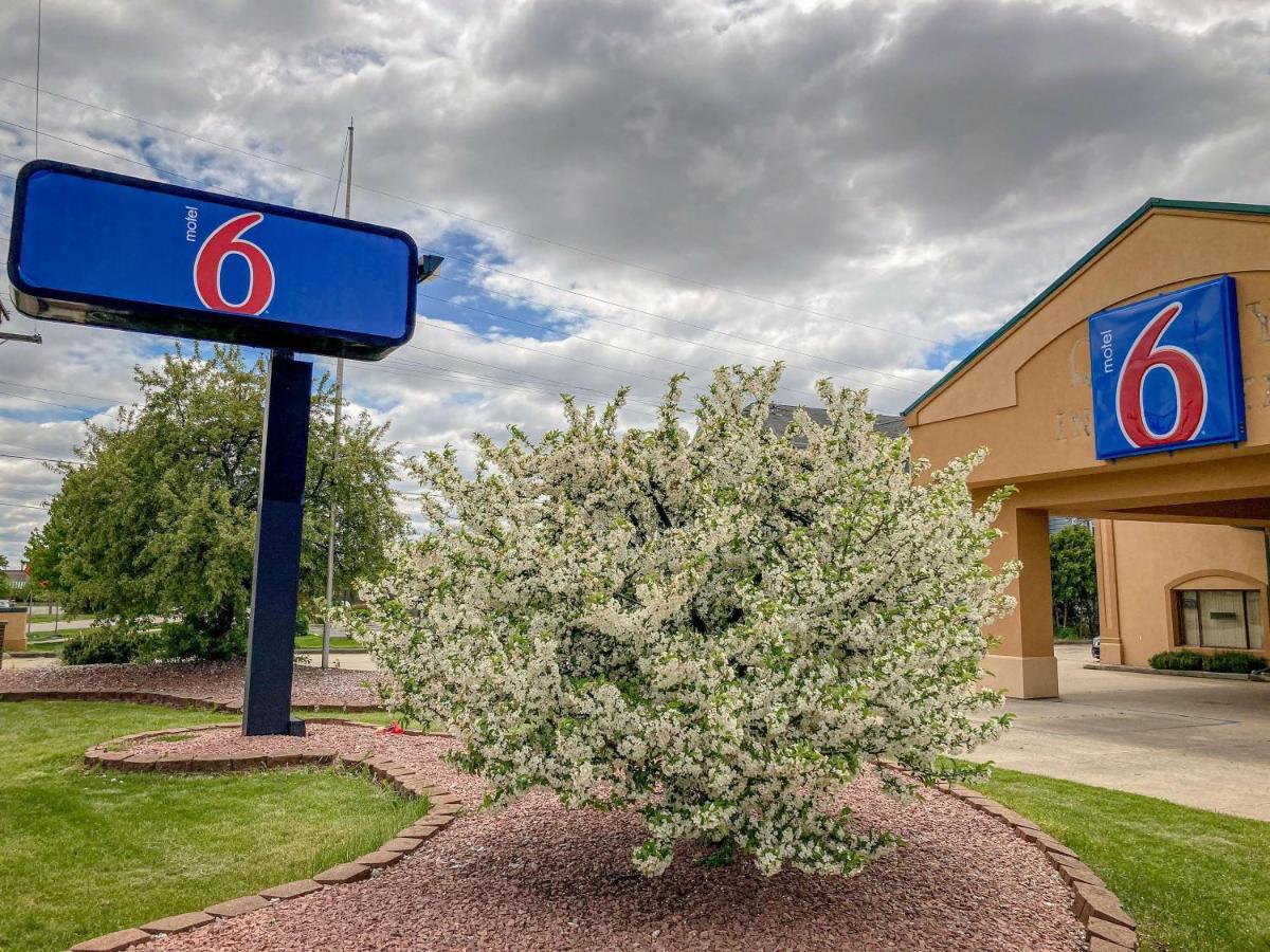 Motel 6 Elkhart, In エクステリア 写真